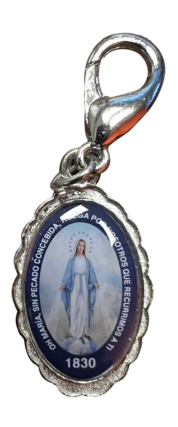 (Artículo en español) Medalla Milagrosa en resina con bordes ondulados