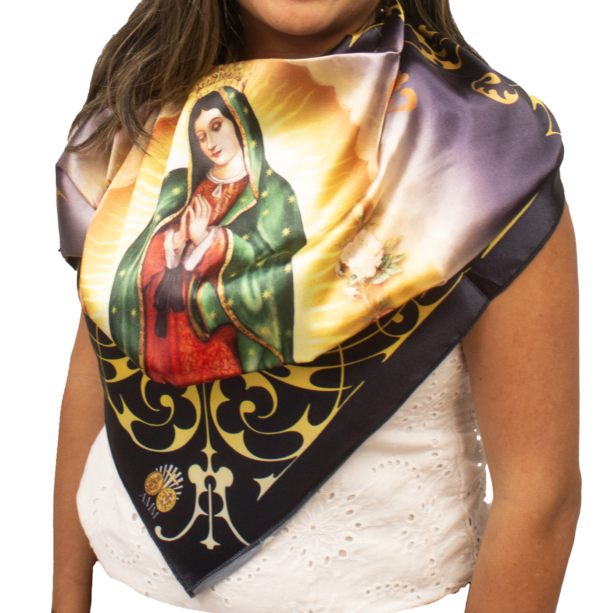 (Artículo en español) Bufanda de Nuestra Señora de Guadalupe