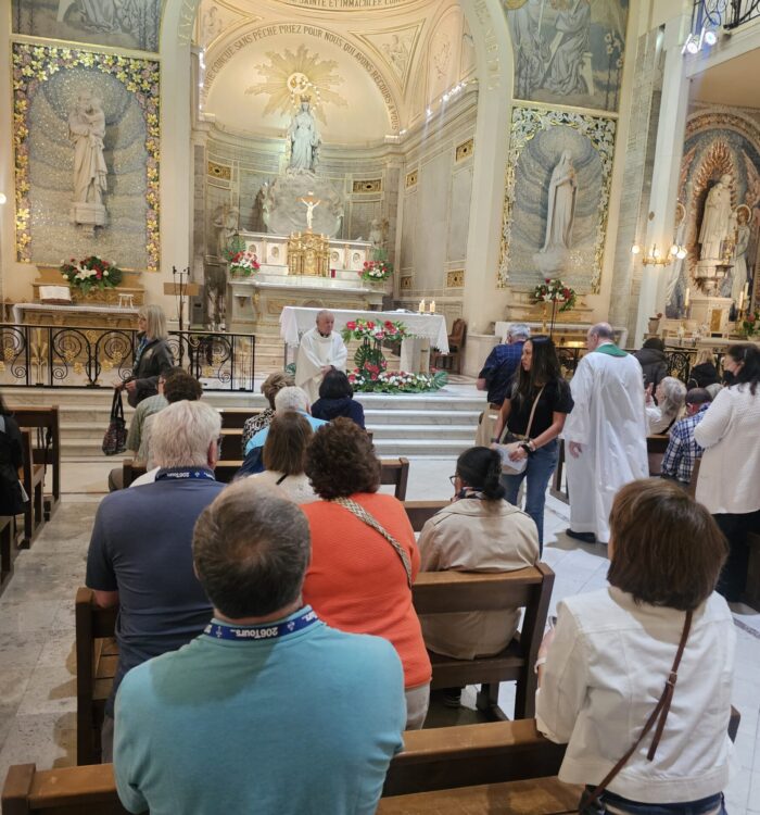 Mass at Miraculous Medal Shrine 5