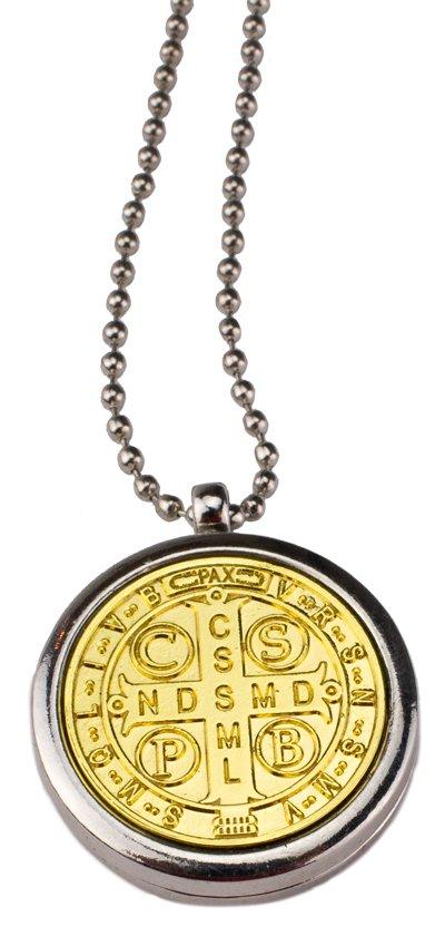 Collar con medallón de San Benito